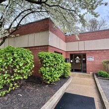 9821 Olde Eight Rd, Northfield, OH for lease Interior Photo- Image 1 of 3