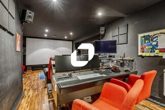 More details for 42 Rue Des Vinaigriers, Paris - Office for Lease