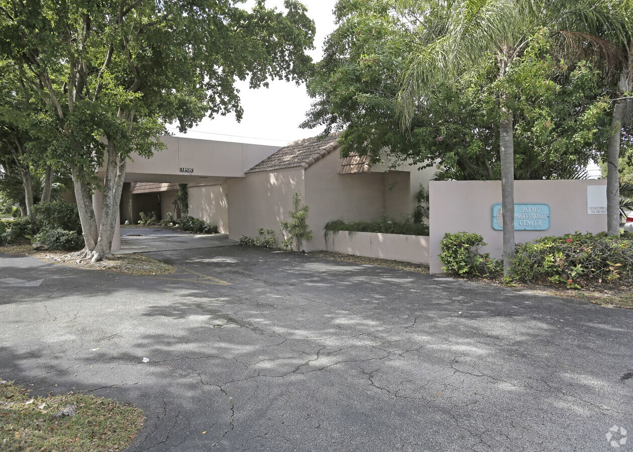 18430 S Dixie Hwy, Miami, FL 33157 Property Record