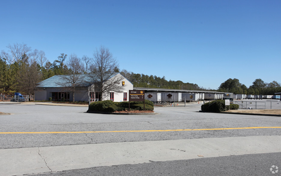 775 Marathon Pky, Lawrenceville, GA for lease - Building Photo - Image 1 of 3