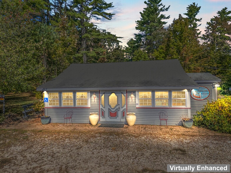 251 N High St, Bridgton, ME for sale - Building Photo - Image 1 of 10