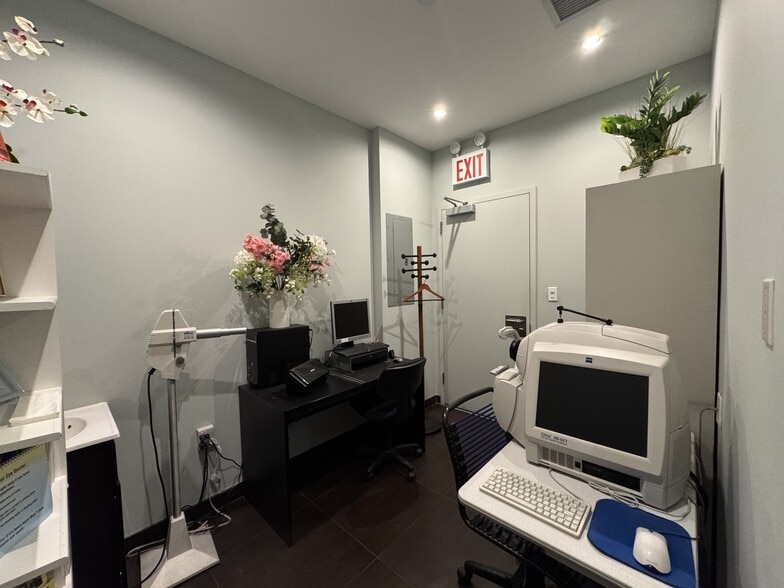 139-149 Centre St, New York, NY for sale - Interior Photo - Image 2 of 13