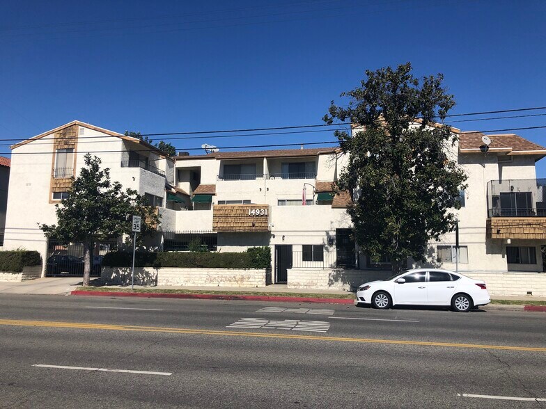 14931 Magnolia Blvd, Sherman Oaks, CA 91403 Magnolia Townhomes