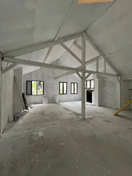 Office in Paris for lease - Interior Photo - Image 3 of 7