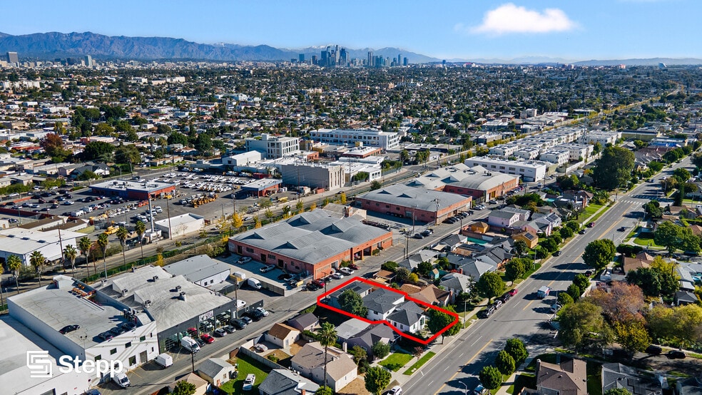 3301 Obama Blvd, Los Angeles, CA for sale - Building Photo - Image 3 of 25