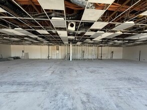 72855 Fred Waring Dr, Palm Desert, CA for lease Interior Photo- Image 1 of 1
