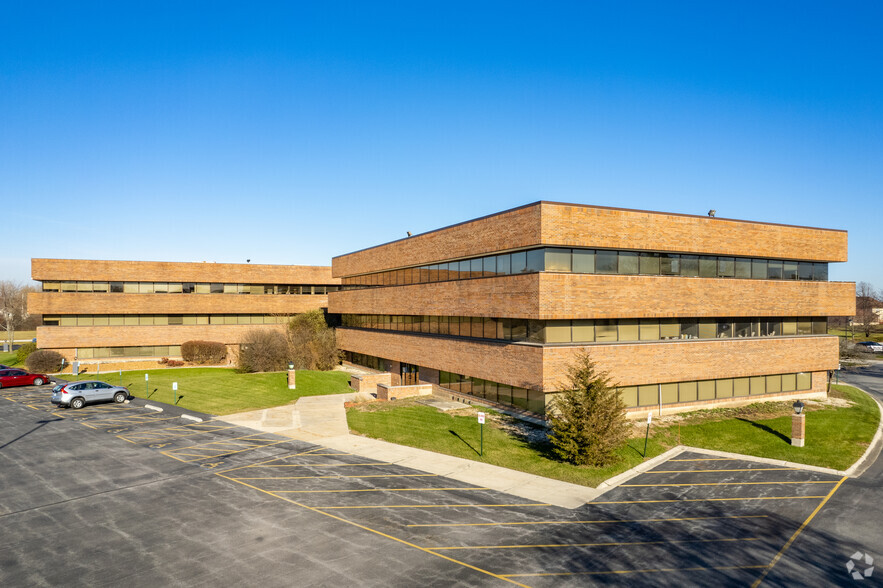 20280 Governors Dr, Olympia Fields, IL for lease - Building Photo - Image 1 of 55