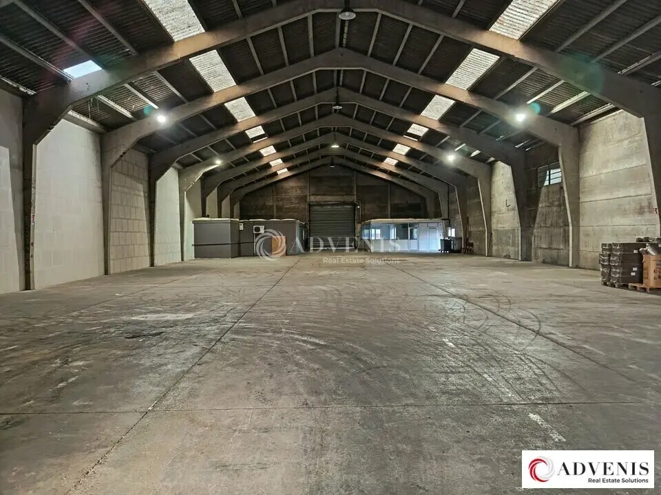 Industrial in Seclin for lease Interior Photo- Image 1 of 6