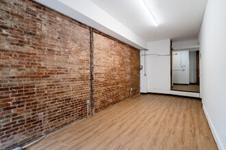 170-178 Ninth Ave, New York, NY for lease Interior Photo- Image 2 of 5