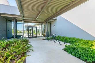 18105 SE Mill Plain Blvd, Vancouver, WA for lease Building Photo- Image 1 of 19