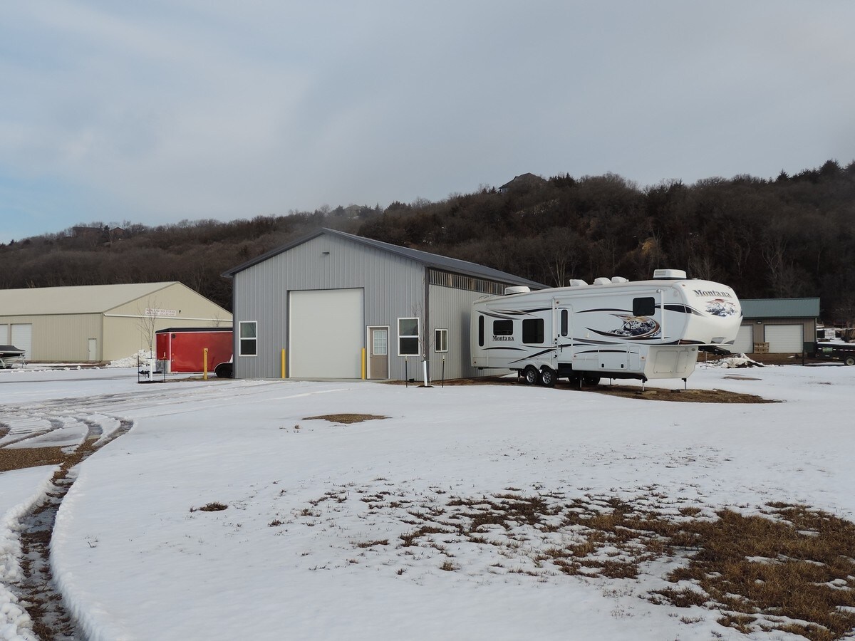 4002 W 8th St, Yankton, SD 57078