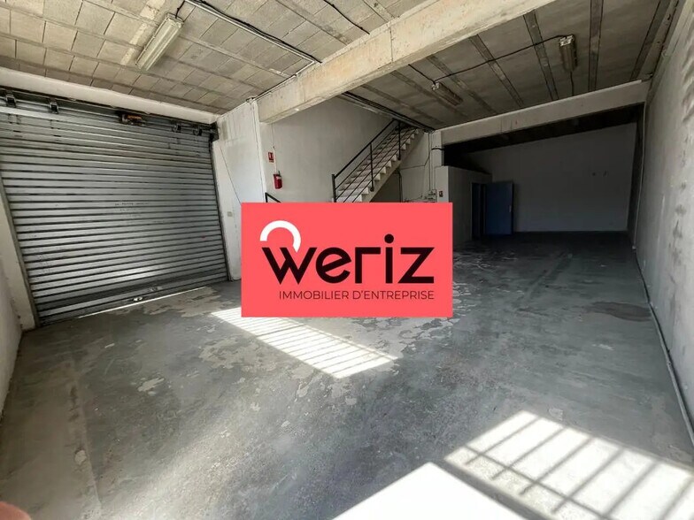 Flex in La Ciotat for lease - Interior Photo - Image 1 of 7