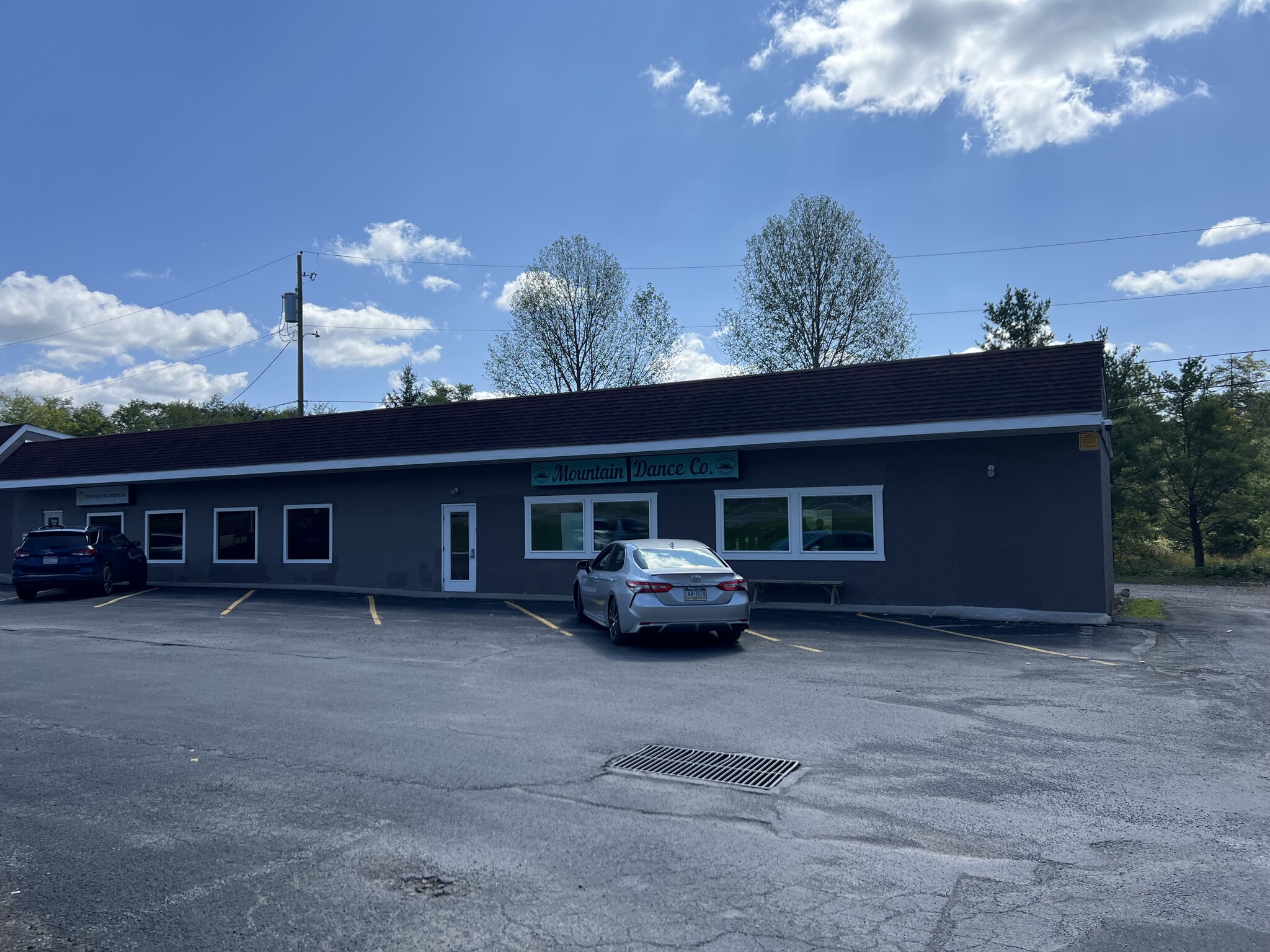 906 Route 940, Pocono Lake, PA for lease Building Photo- Image 1 of 7