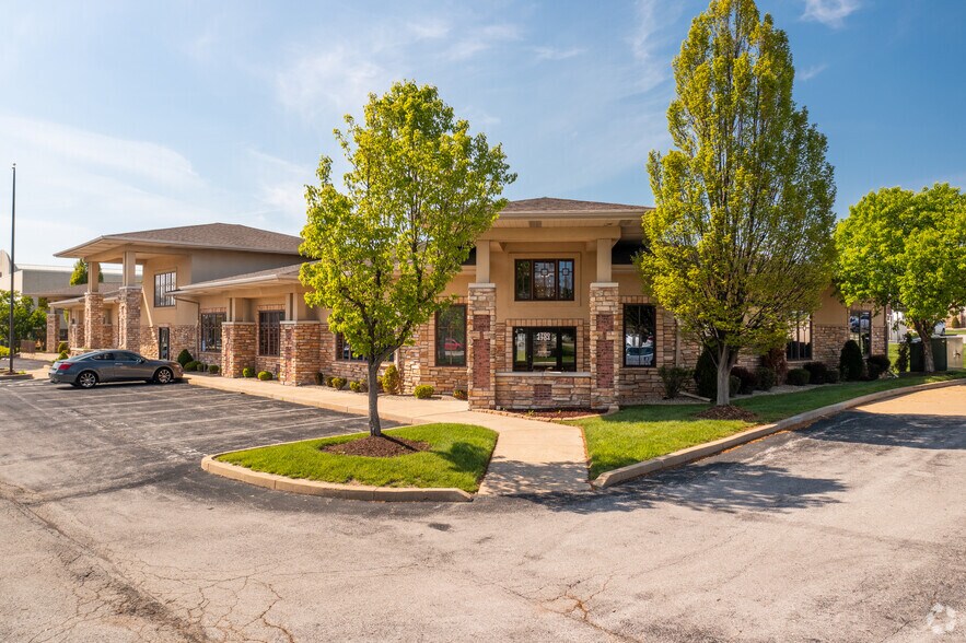 47004714 Mexico Rd, Saint Peters, MO 63376