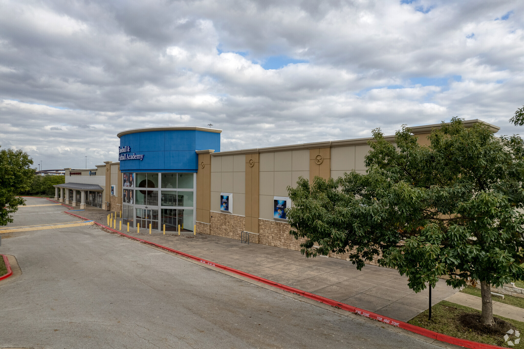 12617 Ridgeline Blvd, Cedar Park, TX for lease Building Photo- Image 1 of 16