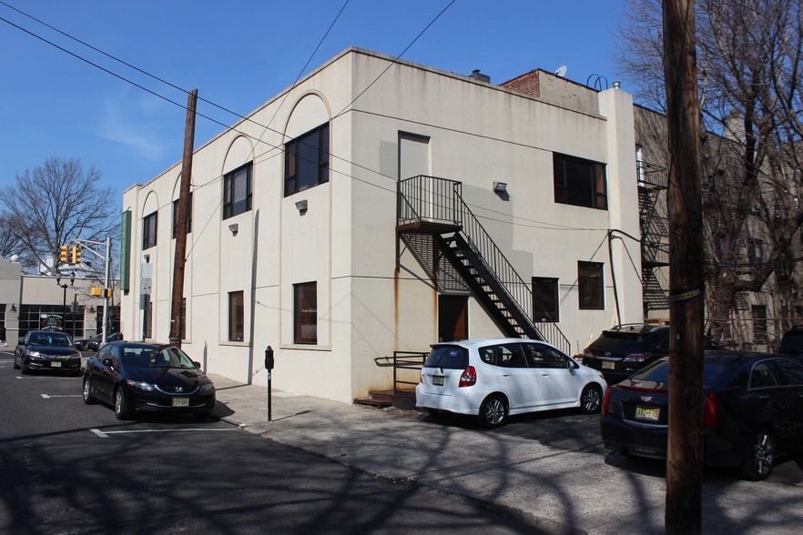 7500 Bergenline Ave, North Bergen, NJ for sale - Building Photo - Image 3 of 9