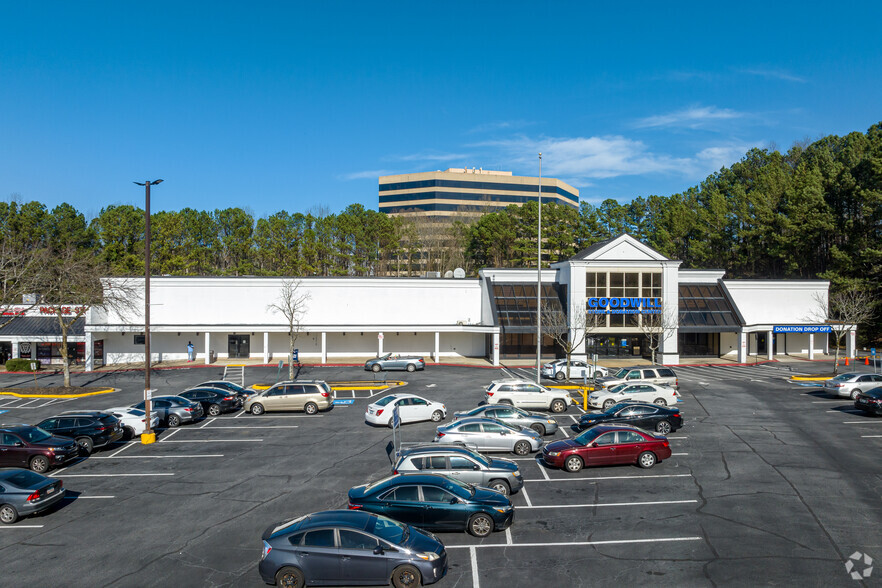 8329-8371 Roswell Rd NE, Atlanta, GA for lease - Building Photo - Image 1 of 20