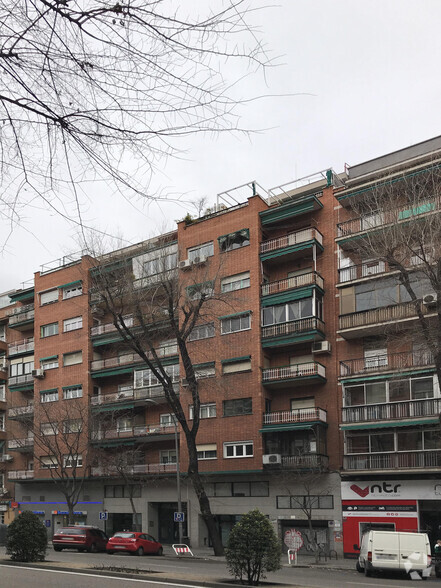 Multifamily in Madrid, Madrid for sale - Building Photo - Image 2 of 2