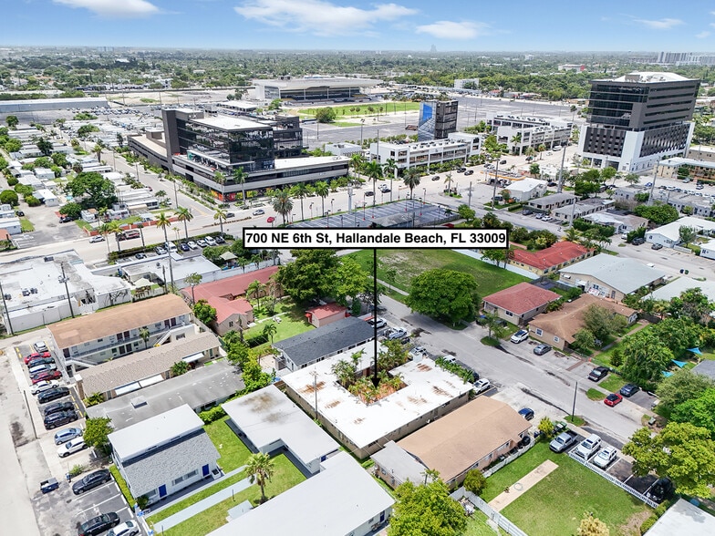 700 NE 6th St, Hallandale Beach, FL for sale - Building Photo - Image 1 of 15