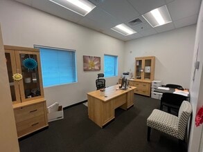 7575 W Twin Peaks Rd, Tucson, AZ for lease Interior Photo- Image 2 of 8