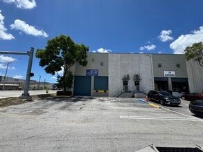 8700-8796 NW 100th St, Medley, FL for lease Building Photo- Image 1 of 11