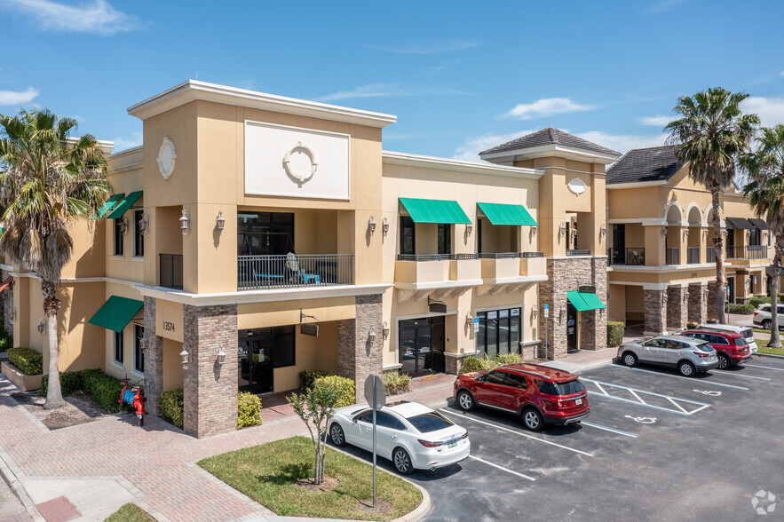 13574 Village Park Dr, Orlando, FL for lease - Building Photo - Image 2 of 16