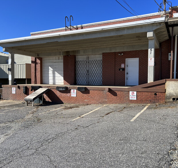 2517 Lucena Ave, Charlotte, NC for lease - Building Photo - Image 3 of 24