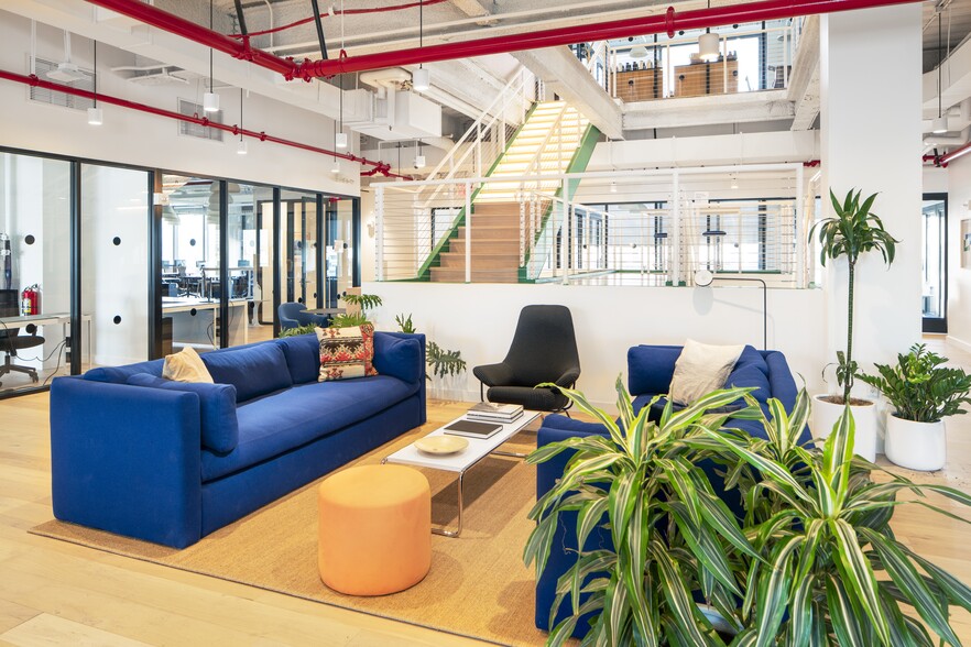 63 Flushing Ave, Brooklyn, NY for lease - Interior Photo - Image 2 of 18