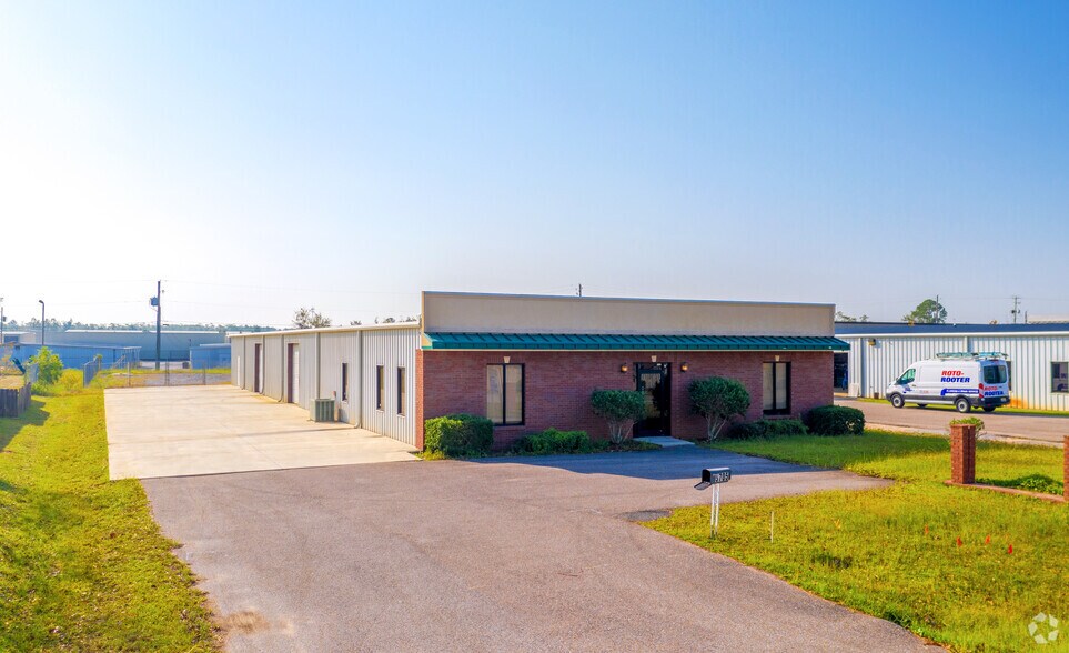 5705 Rabbit Creek Dr, Theodore, AL 36582