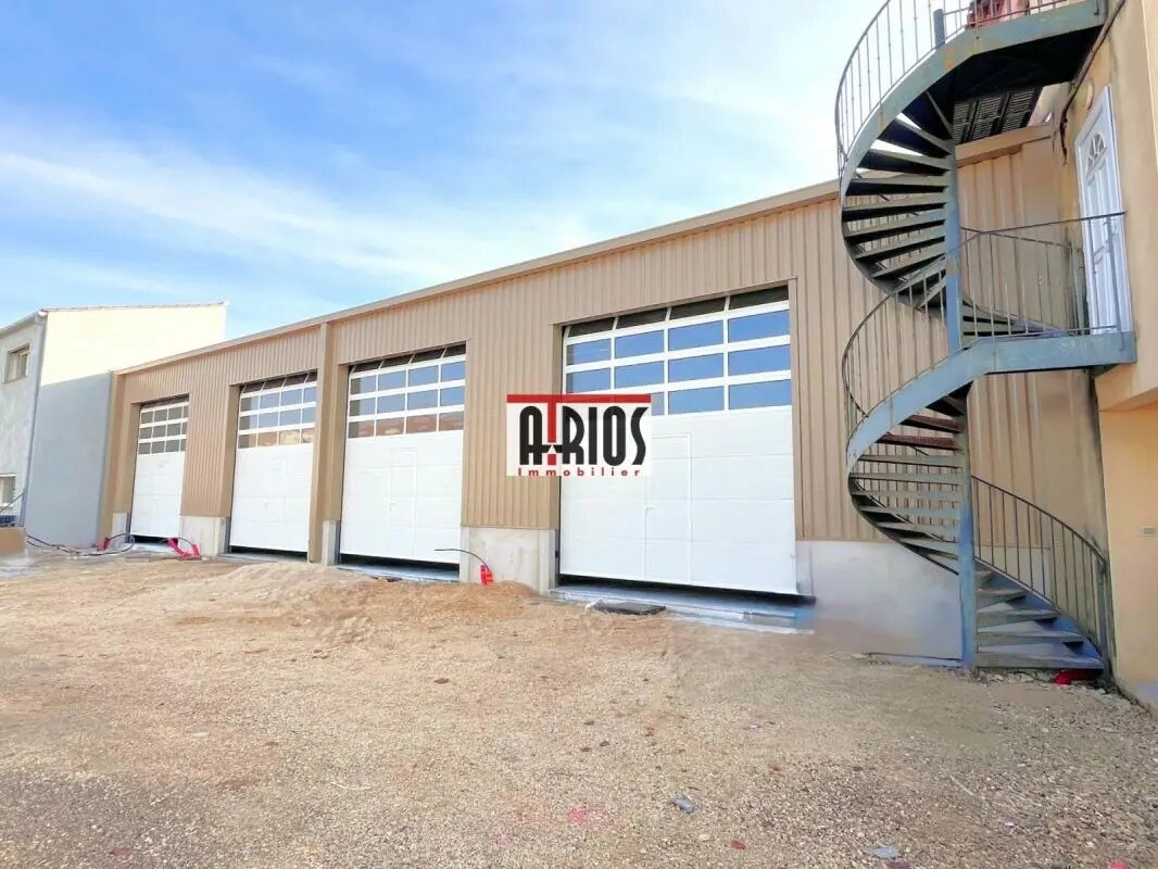Industrial in LA MOUTONNE for lease Building Photo- Image 1 of 2