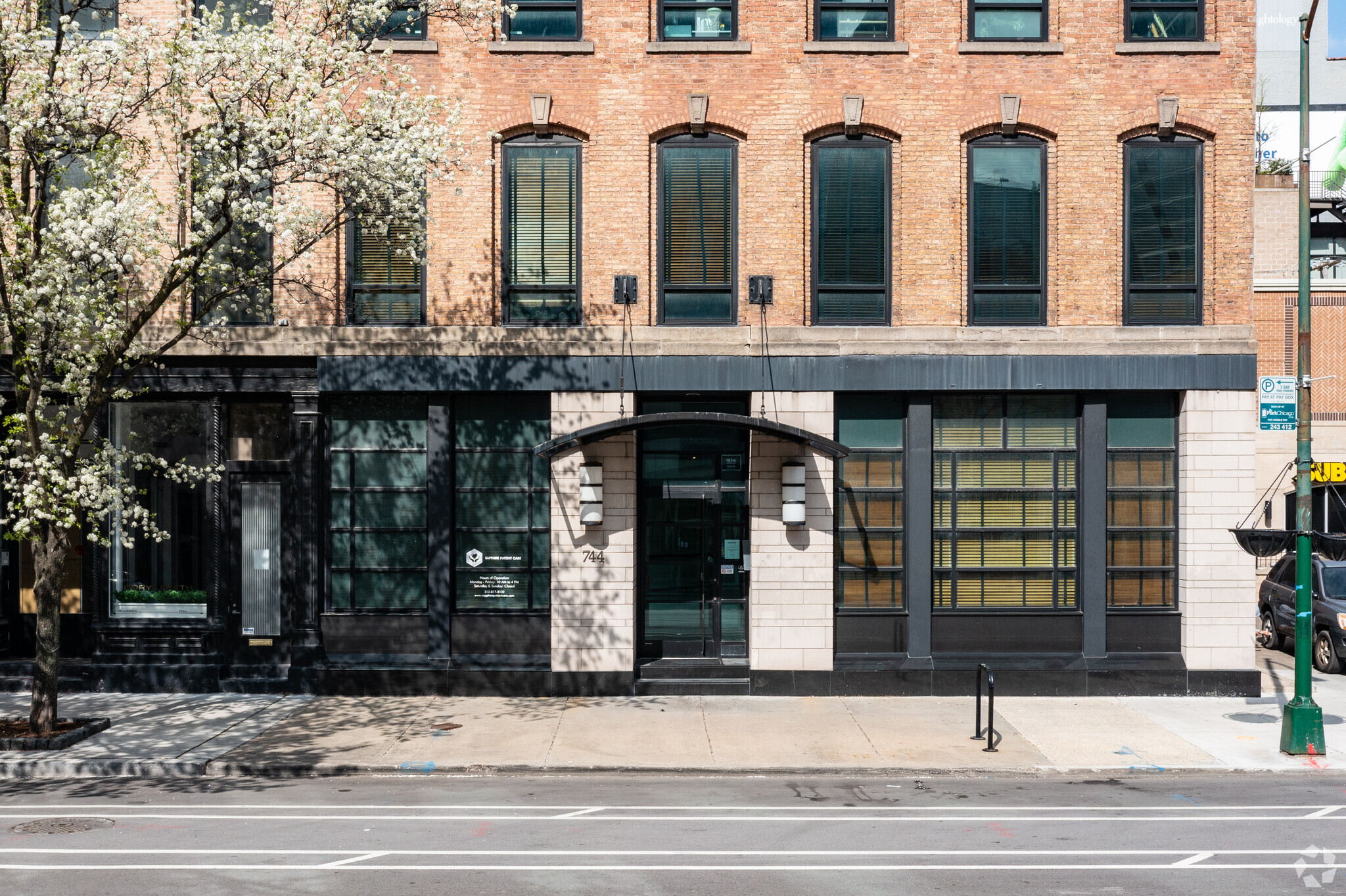 744 N Wells St, Chicago, IL for lease Building Photo- Image 1 of 10