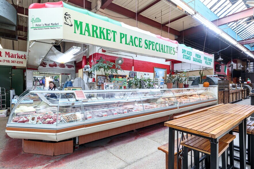 2344 Arthur Ave, Bronx, NY for sale - Primary Photo - Image 1 of 1