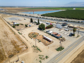 1047 Mettler Frontage Rd W, Bakersfield, CA - aerial  map view - Image1