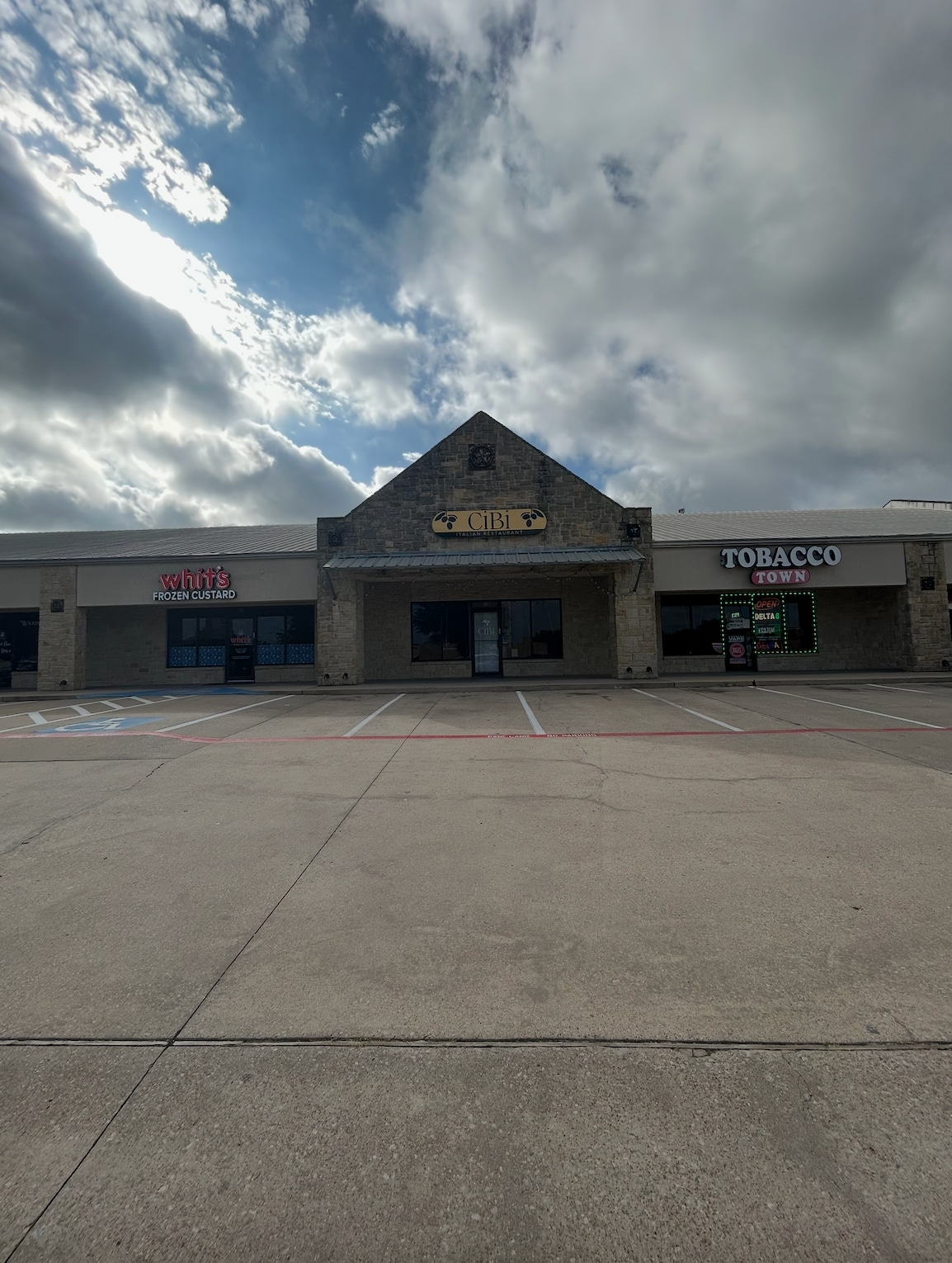 119 Ranch House Rd, Aledo, TX for lease Interior Photo- Image 1 of 3