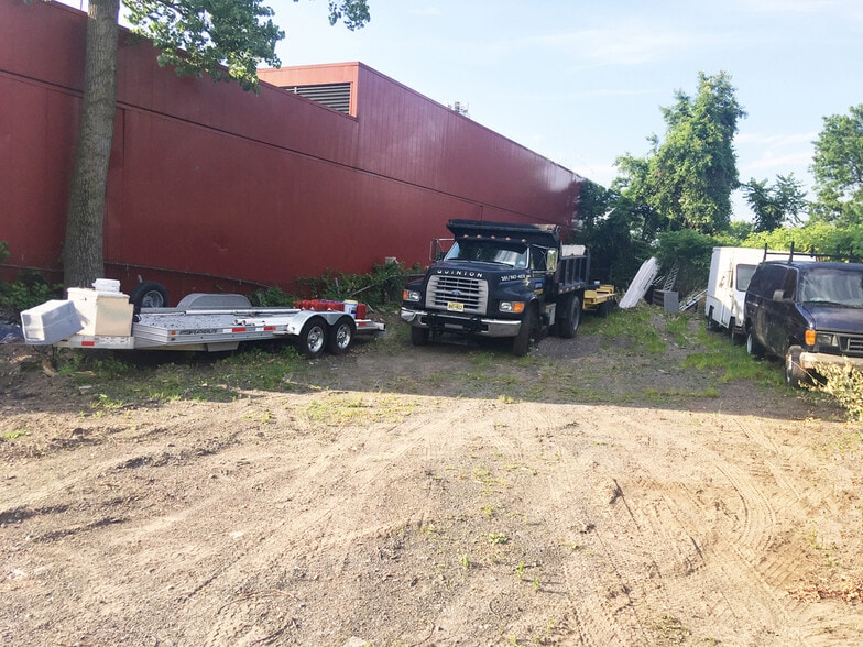 9 W Linden Ave, Englewood, NJ for lease - Building Photo - Image 3 of 5