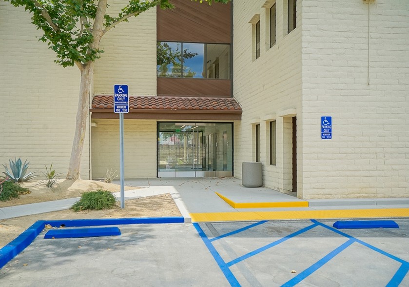 3576 Arlington Ave, Riverside, CA for lease - Building Photo - Image 3 of 3