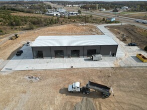 1583 E Route 66, Lebanon, MO for lease Building Photo- Image 1 of 4