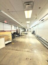 318 Knickerbocker Ave, Brooklyn, NY for lease Building Photo- Image 2 of 8