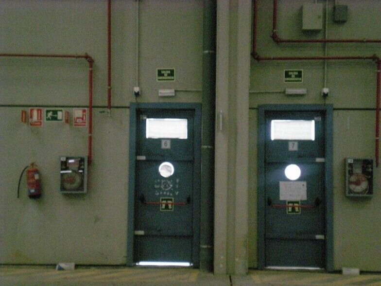 Industrial in SEVILLA for lease - Building Photo - Image 3 of 10