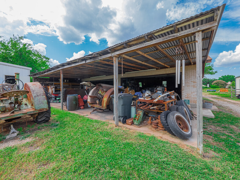 1914 Rowe Loop, Pflugerville, TX for sale - Building Photo - Image 3 of 103