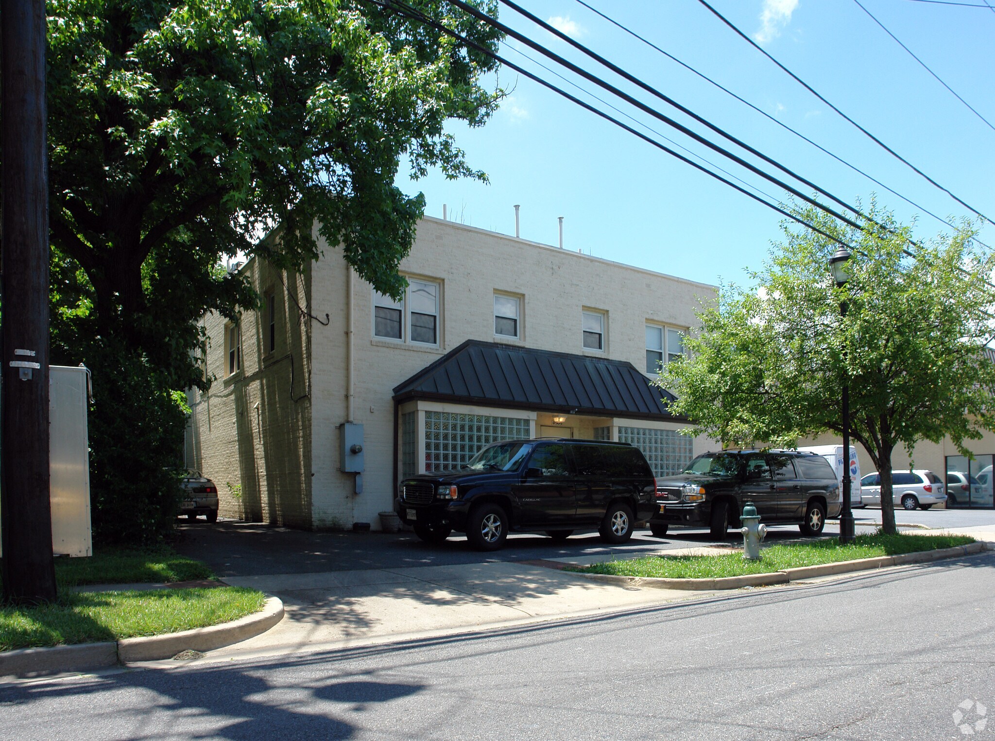 4505 Queensbury Rd, Riverdale, MD 20737