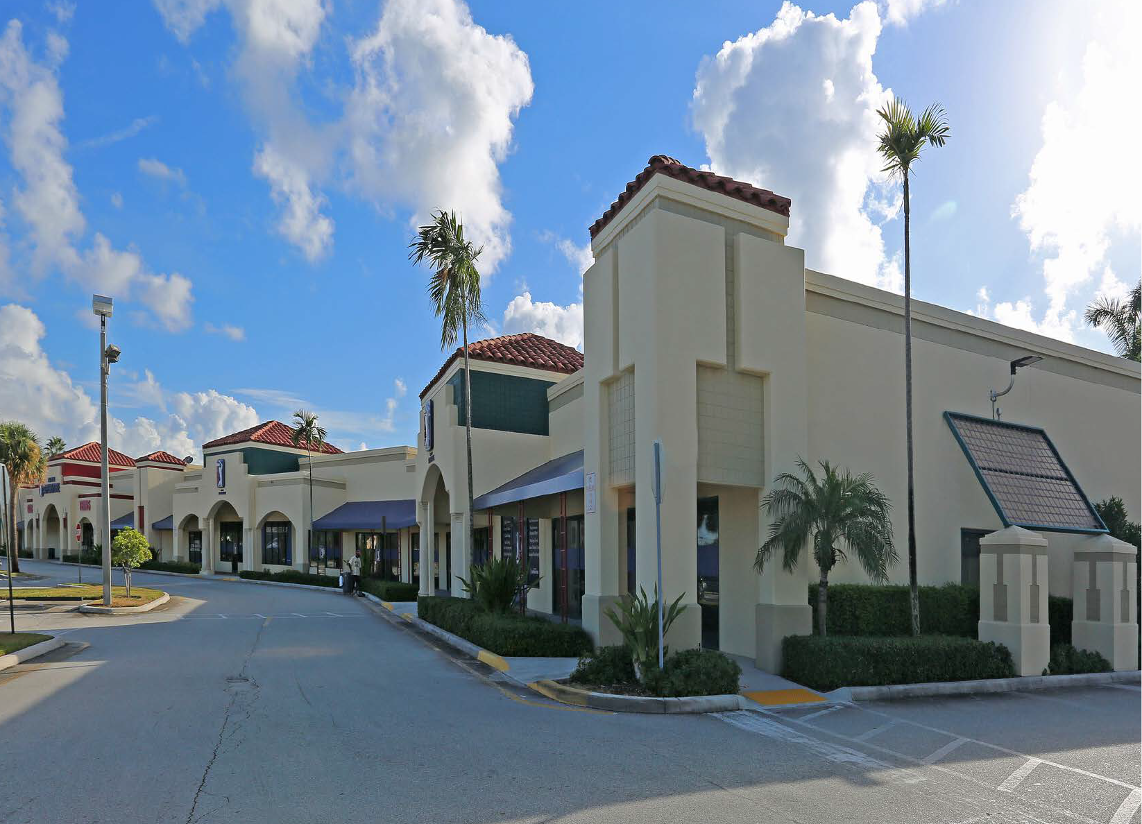 1000-1350 Linton Blvd, Delray Beach, FL for lease Building Photo- Image 1 of 5