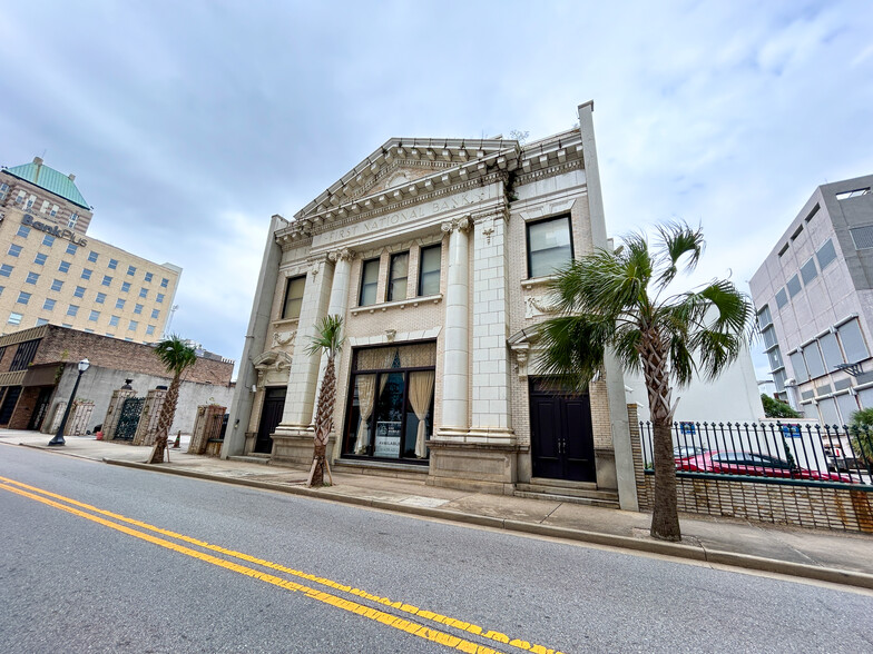 68 St Francis St, Mobile, AL for sale - Building Photo - Image 1 of 12