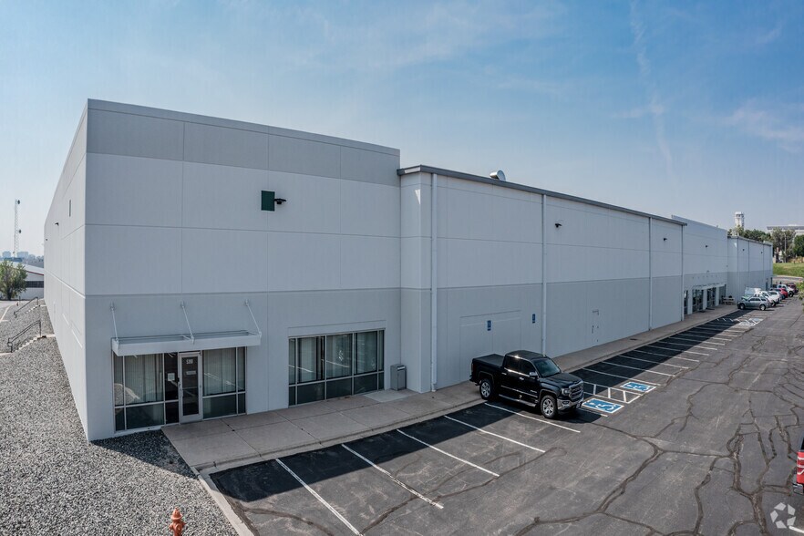 5330-5390 Pecos St, Denver, CO for sale - Building Photo - Image 1 of 1