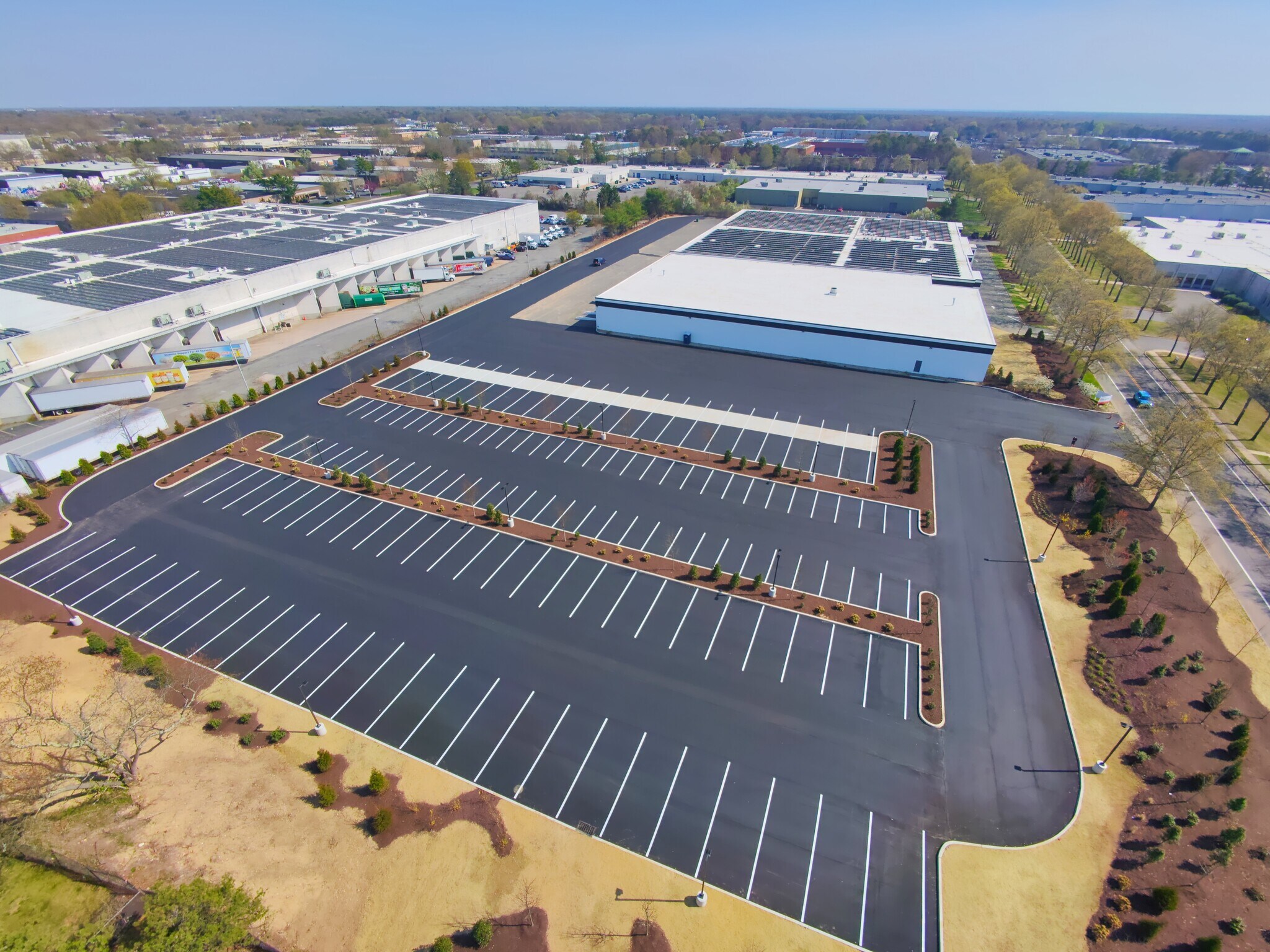 195 13th Ave, Ronkonkoma, NY for lease Building Photo- Image 1 of 5