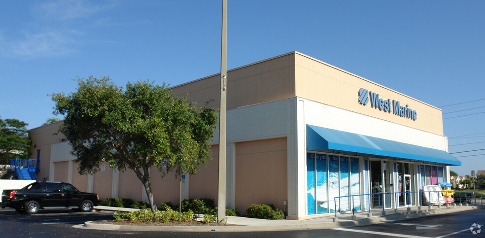 4600-4670 Summerlin Rd, Fort Myers, FL for sale - Building Photo - Image 1 of 1