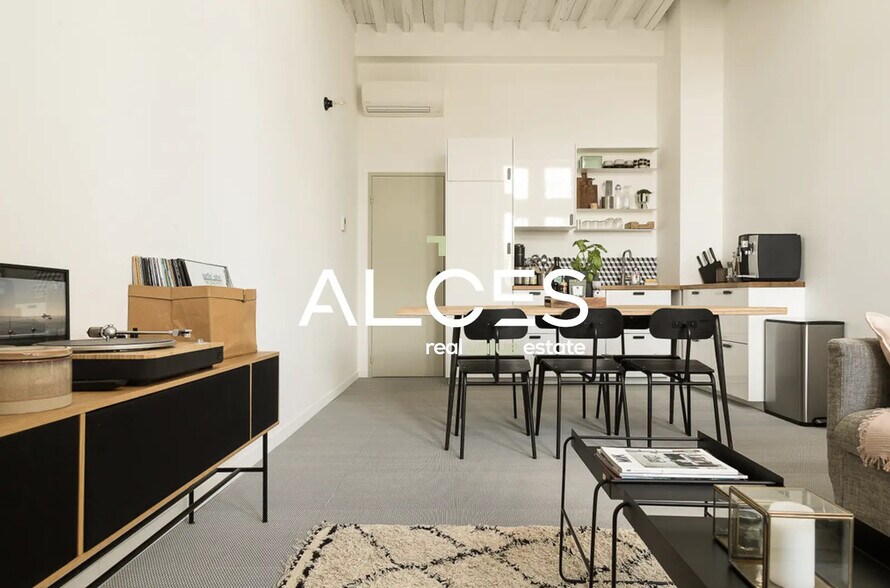 Quai Des Chartrons, Bordeaux for lease - Interior Photo - Image 3 of 4