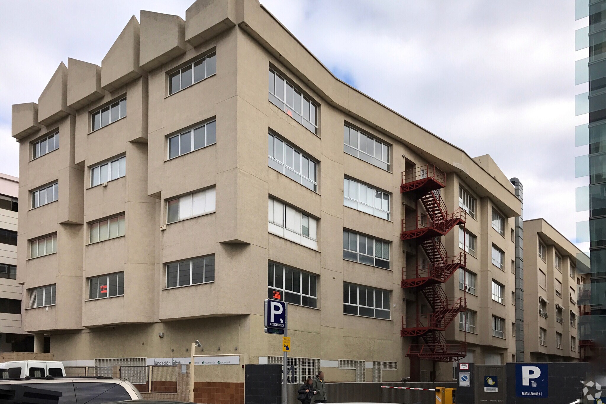 Office in Madrid, Madrid for sale Primary Photo- Image 1 of 3