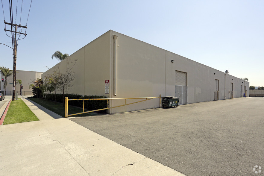 923-957 Baldwin Park Blvd, Baldwin Park, CA for sale - Building Photo - Image 1 of 1