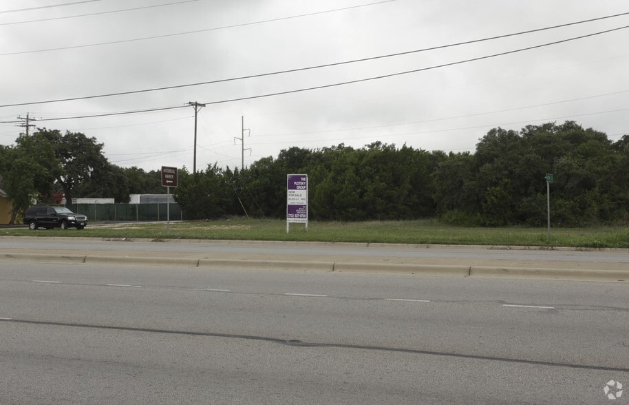 841 N Bell Blvd, Cedar Park, TX for sale - Building Photo - Image 2 of 3